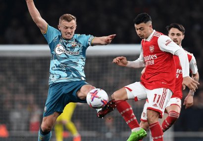 “Arsenal” yenə xal itirdi