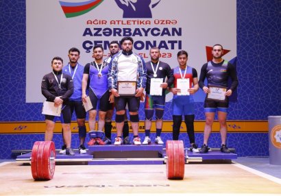 Azərbaycan çempionatına Əliyevin rekordları ilə yekun vuruldu