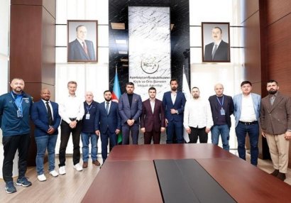 AMF-nin fəxri prezidenti federasiya rəhbərləri ilə görüşdü