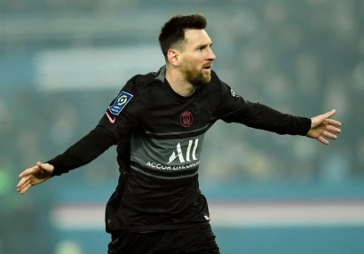Messi təklifi qəbul etdi - Daha iki ulduz da onun yanında olacaq