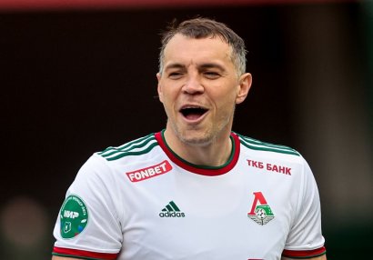 Dzyuba “Lokomotiv”lə “Rubin” arasında seçimini etdi