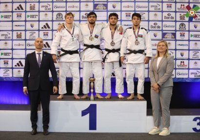 3 Avropa kuboku, 11 medal