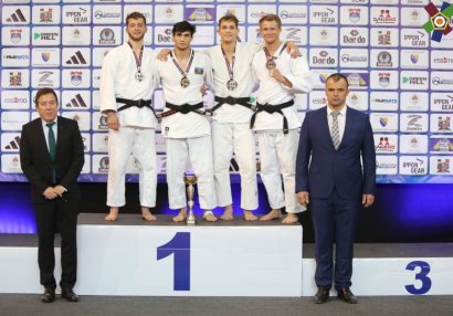 Üç Avropa kubokundan 15 medal