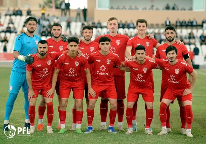 “Araz Naxçıvan”a kubok təqdim olundu