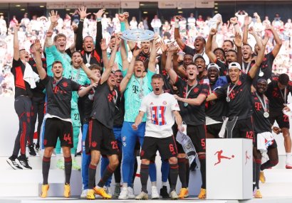 “Bayern Münhen” - çempion!