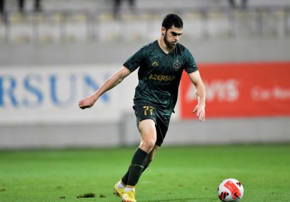 Şeydayev ulduz futbolçu ilə komanda yoldaşı ola bilər