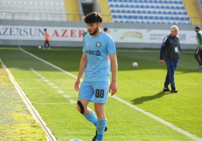 Elmir Tağıyevi 3 klub istəyir 