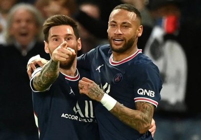 Neymar İspaniyaya qayıdır