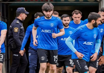 Bakı klubunda yerli futbolçularla bağlı qərar verildi - Kim qalır, kim gedir?