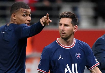 Kilian Mbappe: \