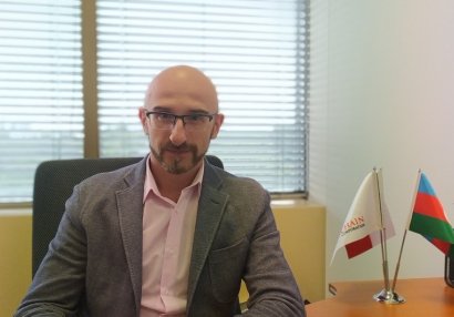 AAF nümayəndəsi Azərbaycan tarixində ilkə imza atıb