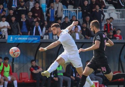 “Turan Tovuz” daha bir futbolçusu ilə müqaviləni uzatdı