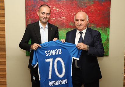 AFFA Səməd Qurbanovu təbrik etdi