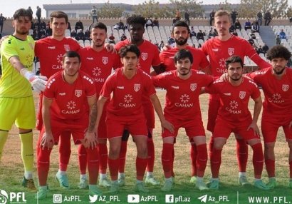 Debütant “çərçivə”ni bosniyalıya tapşırdı