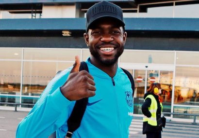 Umtiti karyerasını ölkəsində davam etdirəcək