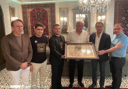 “Neftçi” və “Beşiktaş” rəhbərləri arasında rəsmi görüş olub