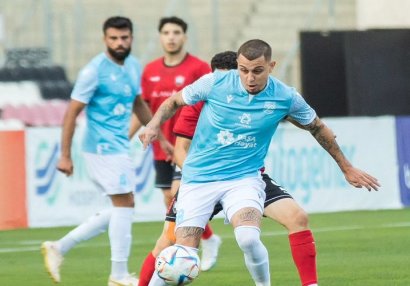 “Araz-Naxçıvan”la “Sumqayıt”dan heç-heçə