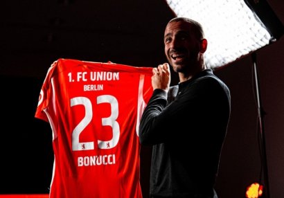 Bonuççi Almaniya klubuna keçdi - RƏSMİ