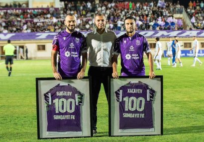 “Sumqayıt”ın iki oyunçusu 100-ü keçdi