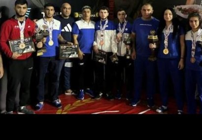 Azərbaycan boksçularından Anapada 6 medal