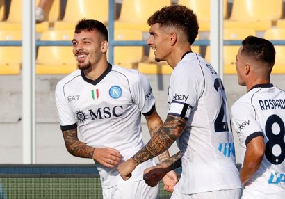 “Milan”dan inamlı qələbə, “İnter”lə “Napoli”dən darmadağın