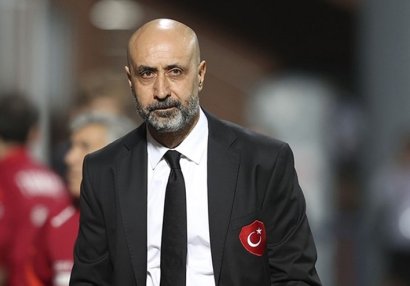 Super Liqa klubu baş məşqçisini istefaya göndərdi