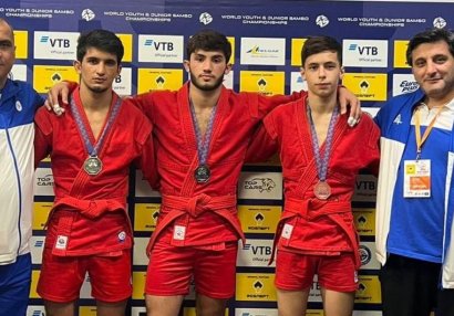 Azərbaycan samboçularından DÇ-də 5 medal