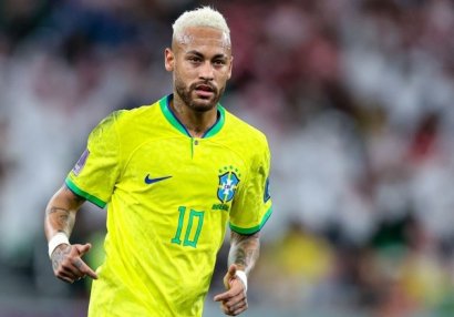 Braziliya millisinin baş məşqçisi Neymarla bağlı qərarını verdi