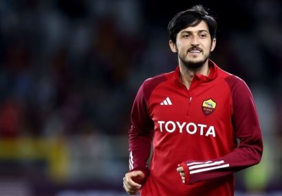 İranlı ulduz mərc oyununa qoşulub
