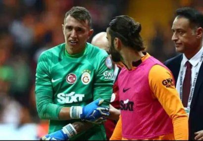 “Qalatasaray”da ağır itki