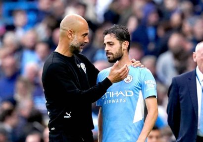 Qvardiola Bernardo Silvanı Messi ilə müqayisə etdi