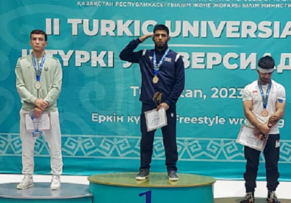 Azərbaycanlı güləşçilər Qazaxıstanda 8 medal qazandılar