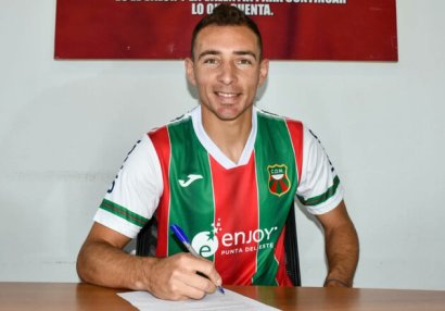Karyerasını bitirən argentinalı yenidən böyük futbola qayıtdı