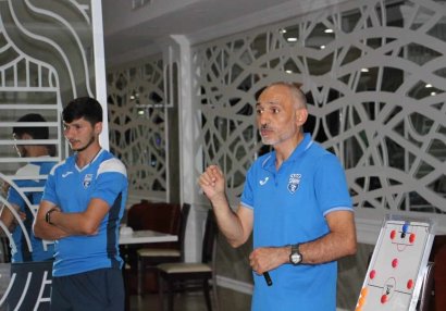 Arslan Quliyev: “Karyeramı “Xəzər Lənkəran”da bitirdim, amma futbolsuz qala bilmədim” 