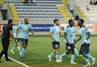 Rəşad Sadıqov onları 