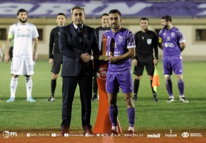 Muradov mükafatlandırıldı