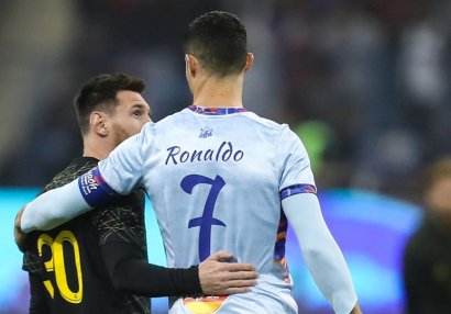 Messi ilə Ronaldu \