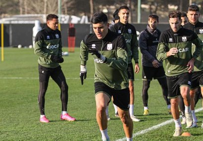 “Neftçi” “Qarabağ”la oyuna hazırlığı davam etdirir