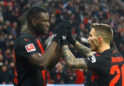 “Bayer”dən darmadağın, “Bayern”dən çətin qələbə