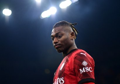 “Milan” darmadağınla 1/4 finalda
