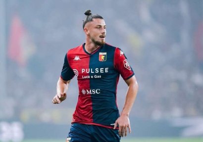 Rumın futbolçunun bir ayağı \