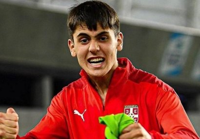 İtaliya nəhəngi serb futbolçu ilə anlaşdı
