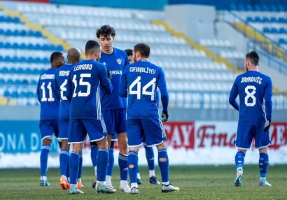 “Qarabağ” “Zirə”yə böyük hesabla qalib gəldi