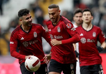 Dadaşovun komandası və “Beşiktaş” darmadağınla mərhələ adladı