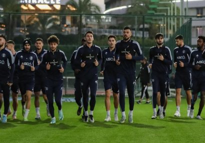 Bakı klubu 6 futbolçusunun xidmətindən məhrum oldu