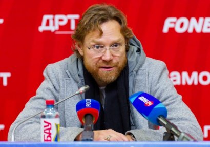 Valeri Karpinin ailəsi Rusiyadan köçdü - AÇIQLAMA