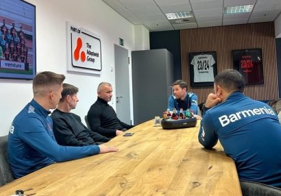 Qurbanov Xabi ilə görüşündən danışdı
