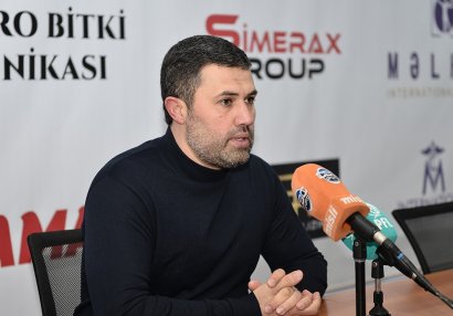 “Komandam istədiyimi mənə qaytarır” – Azər Bağırov