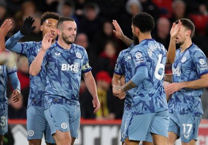 “Aston Villa”dan səfərdə darmadağın, “Tottenhem”dən xal itkisi