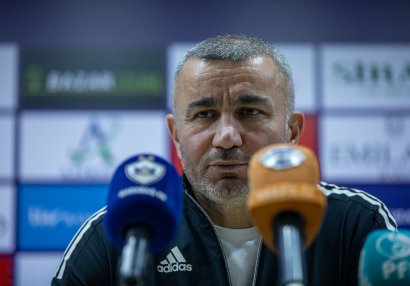 “Xal fərqi çox olsa da, futbolçular ritmdən düşməli deyil” – Qurbanov